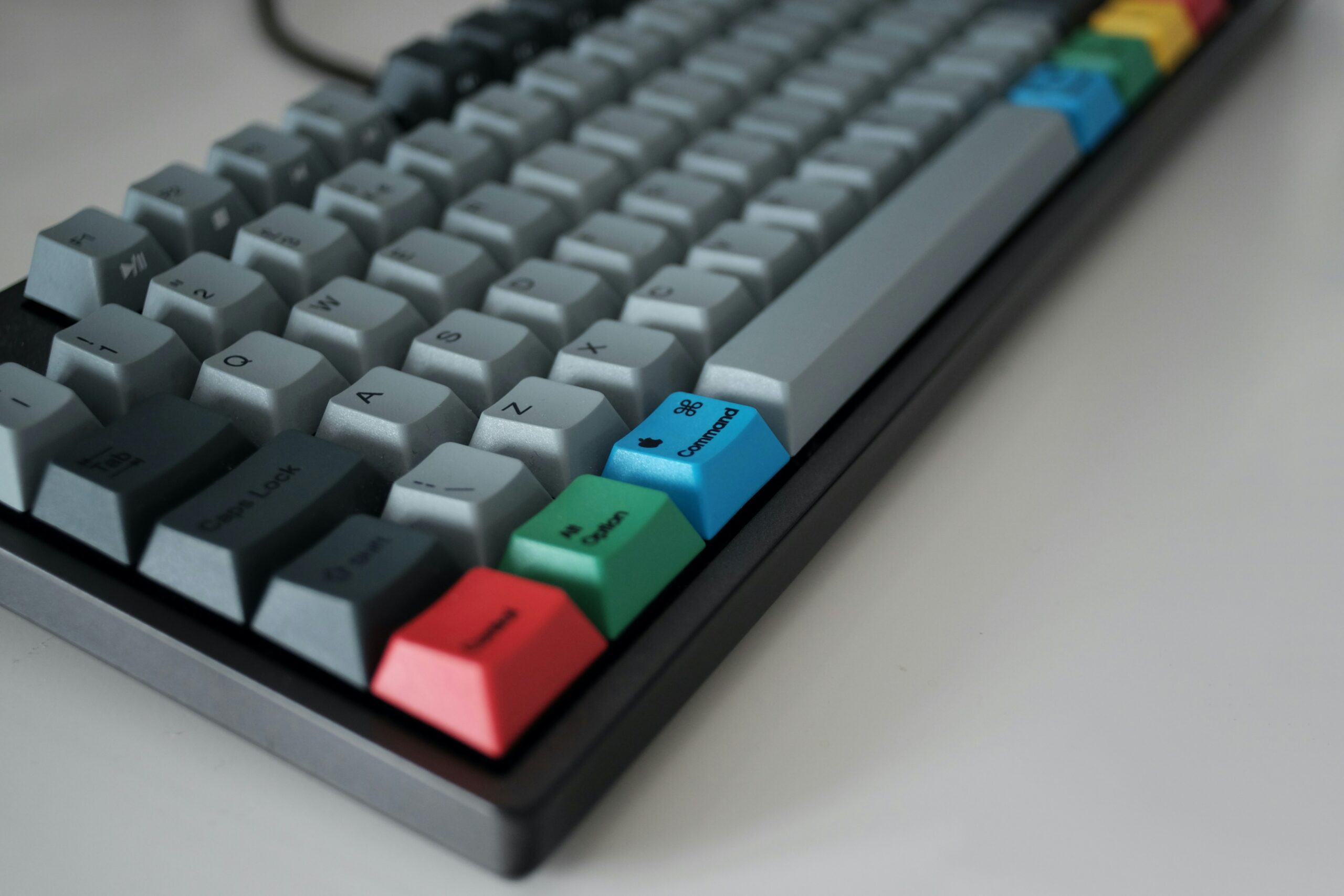 Building Your Dream Board: A Beginner’s Guide to Crafting a Custom Mechanical Keyboard